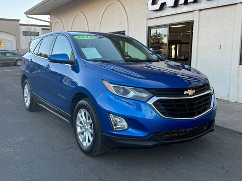Used 2019 Chevrolet Equinox LT image 1