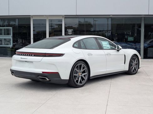 New 2025 Porsche Panamera 4 AWD/4WD image 9
