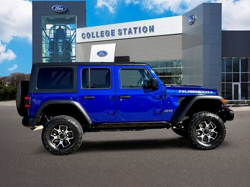 Used 2018 Jeep Wrangler Unlimited Rubicon w/ Dual Top Group image 6