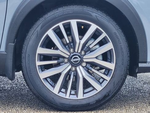 Used 2024 Nissan Kicks SV FWD image 11
