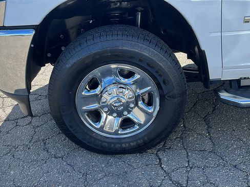 Certified 2024 RAM 2500 Big Horn w/ Bed Utility Group image 9