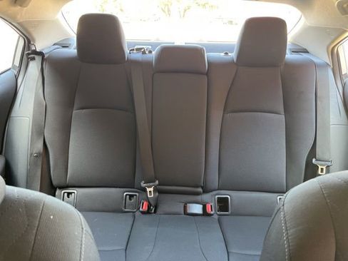 Used 2024 Toyota Corolla LE FWD image 31