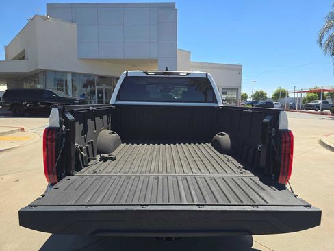 Used 2024 Toyota Tundra Limited AWD/4WD image 14
