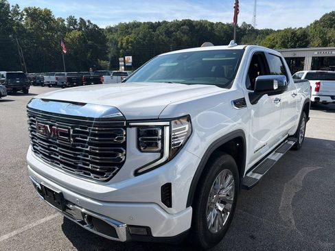 Used 2023 GMC Sierra 1500 Denali w/ Technology Package RWD image 7