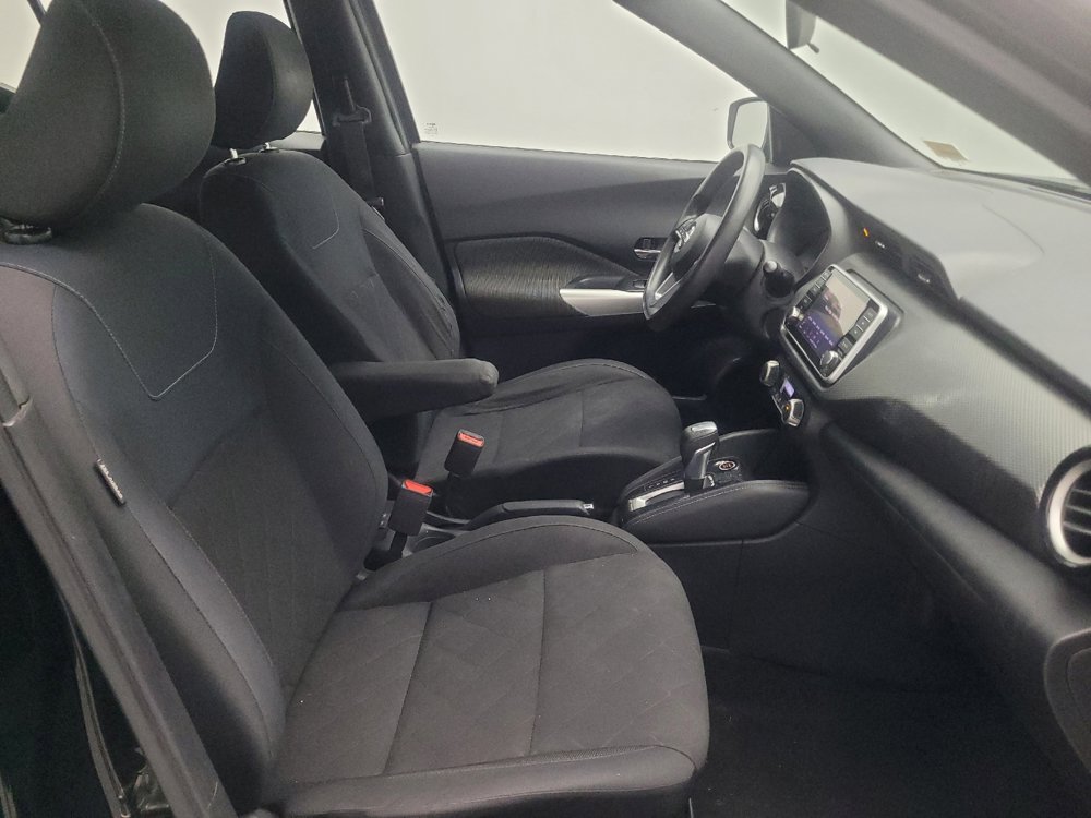 Used 2019 Nissan Kicks SV FWD image 21