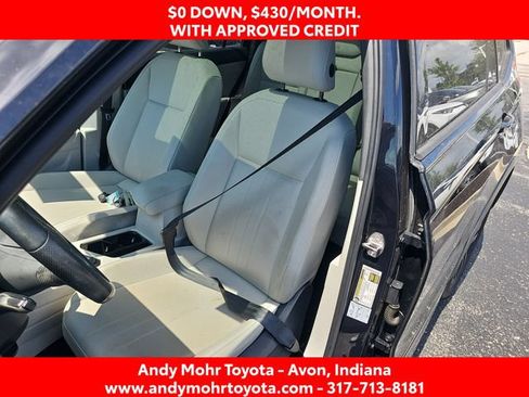 Used 2022 Volkswagen Tiguan SE R-Line AWD/4WD image 10