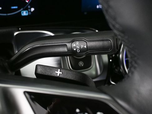 New 2026 Mercedes-Benz GLB 250 image 16