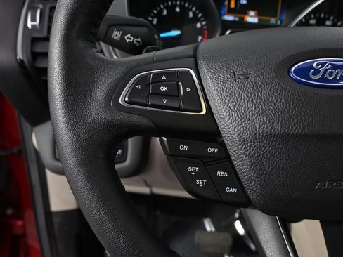 Used 2017 Ford Escape Titanium w/ Equipment Group 301A AWD/4WD image 33