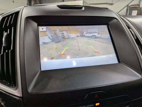 Used 2018 Ford Edge SEL w/ Equipment Group 201A image 20