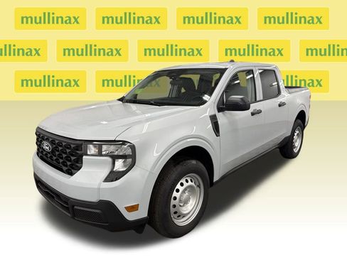 New 2025 Ford Maverick XL w/ Equipment Group 102A image 13