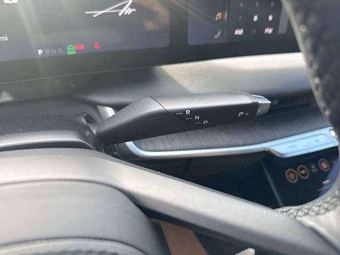 Used 2024 Lucid Air Touring image 17