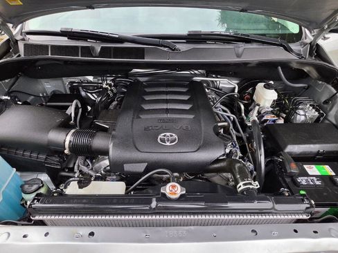 Used 2020 Toyota Sequoia SR5 w/ Premium Package AWD/4WD image 13