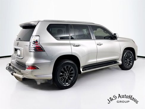 Used 2021 Lexus GX 460 Premium w/ Premium Package image 7
