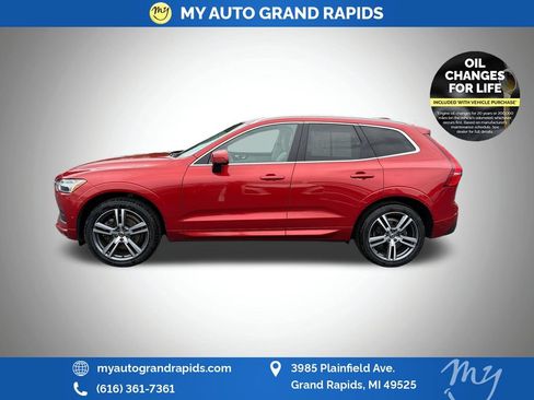 Used 2019 Volvo XC60 T6 Momentum w/ Protection Package Premier AWD/4WD image 4