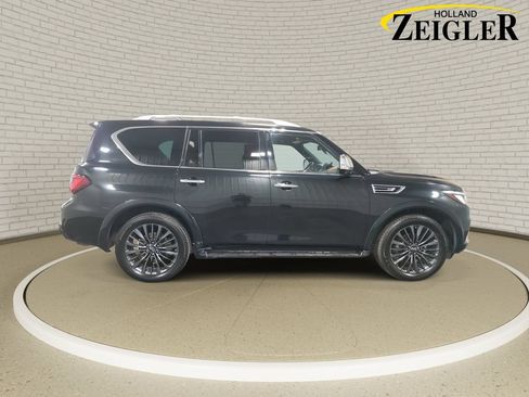 Used 2023 INFINITI QX80 Sensory w/ Cargo Package AWD/4WD image 4