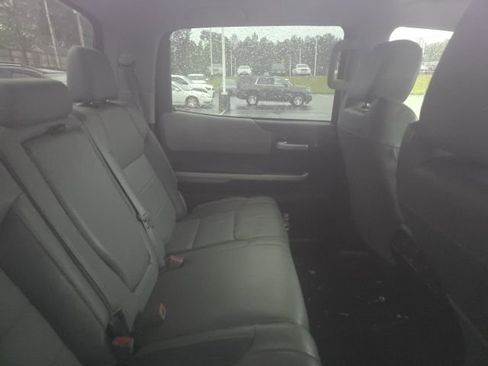 Used 2018 Toyota Tundra Limited w/ Limited Premium Package image 9