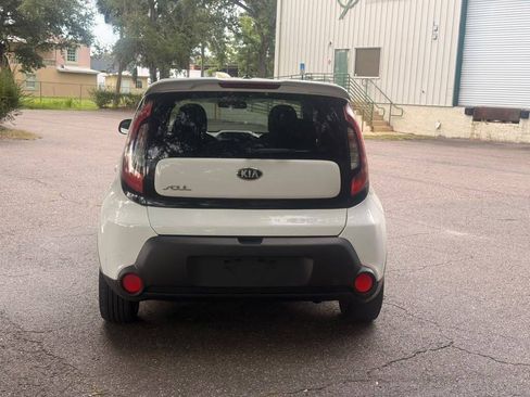 Used 2016 Kia Soul FWD image 7
