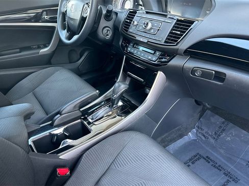 Certified 2017 Honda Accord LX-S image 16