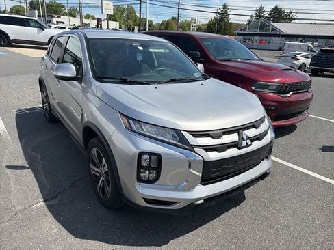 Used 2021 Mitsubishi Outlander Sport ES AWD/4WD image 2