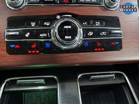 Used 2021 Lincoln Aviator Reserve w/ Elements Package Plus image 11