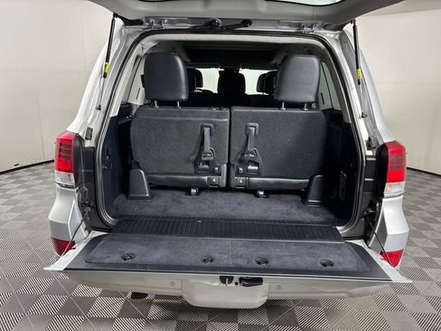 Used 2016 Toyota Land Cruiser AWD/4WD image 30