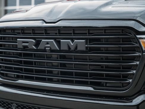 New 2026 RAM 1500 Laramie AWD/4WD image 12