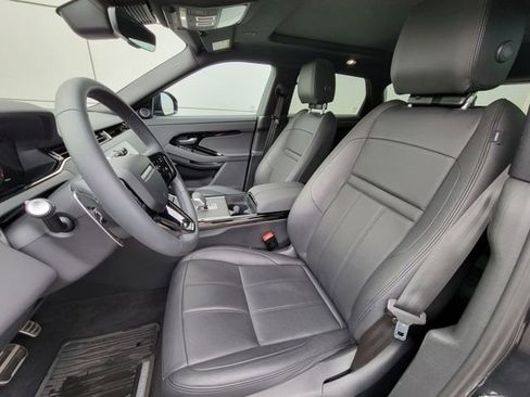Used 2026 Land Rover Range Rover Evoque Dynamic SE image 19