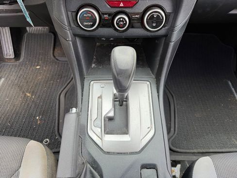 Used 2020 Subaru Crosstrek 2.0i AWD/4WD image 27