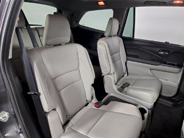 Used 2022 Honda Pilot Elite image 15