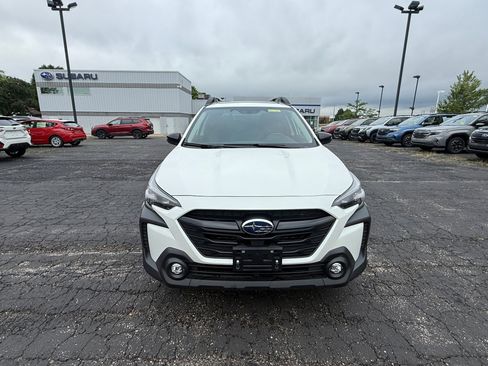 Used 2024 Subaru Outback Onyx Edition image 8