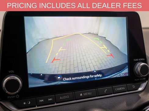 Used 2023 Nissan Sentra SV FWD image 13