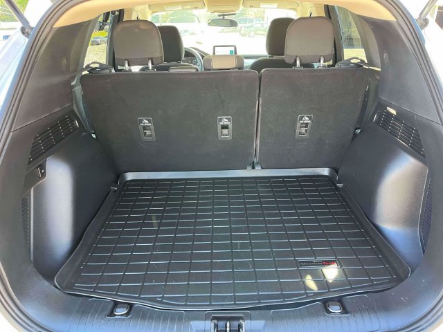 Certified 2020 Ford Escape SE FWD image 19