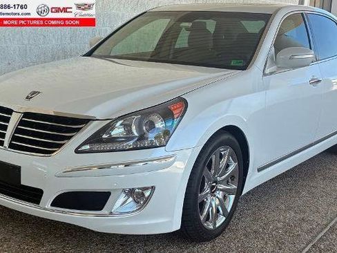 Used 2012 Hyundai Equus Signature RWD image 1