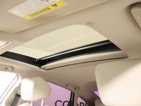 Used 2019 Honda Accord Touring image 15