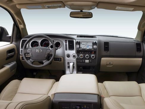 Used 2008 Toyota Sequoia Limited AWD/4WD image 4