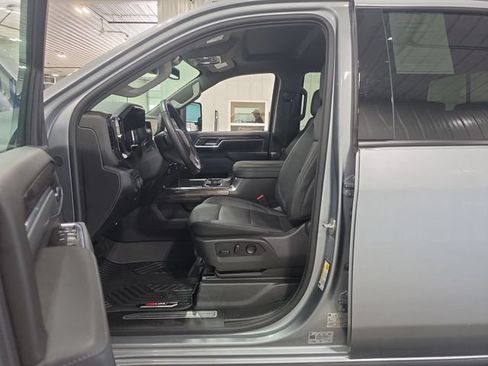 Used 2026 Chevrolet Silverado 3500 LTZ w/ LTZ Plus Package AWD/4WD image 22
