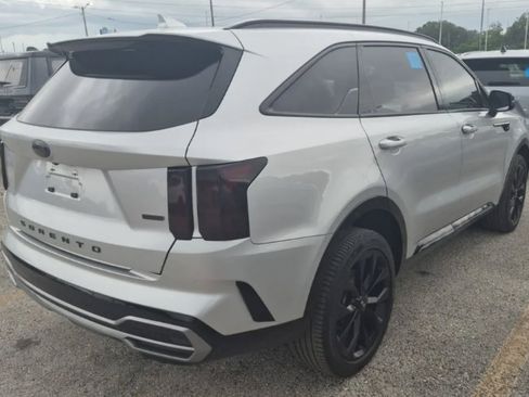 Used 2021 Kia Sorento SX AWD/4WD image 3
