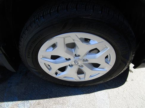 Used 2019 Subaru Forester w/ Alloy Wheel Package image 8