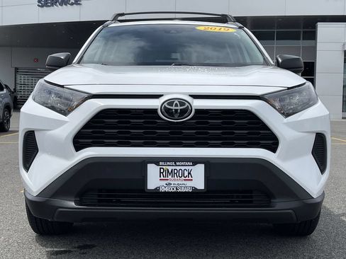 Used 2019 Toyota RAV4 LE w/ Carpet Mat Package AWD/4WD image 15