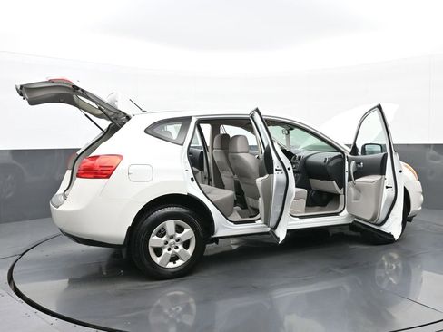 Used 2011 Nissan Rogue S image 58