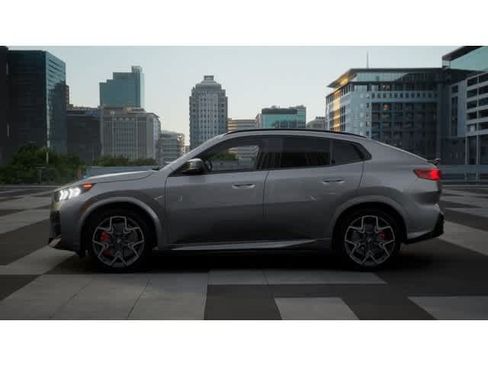 New 2026 BMW X2 xDrive28i w/ Technology Package AWD/4WD image 4