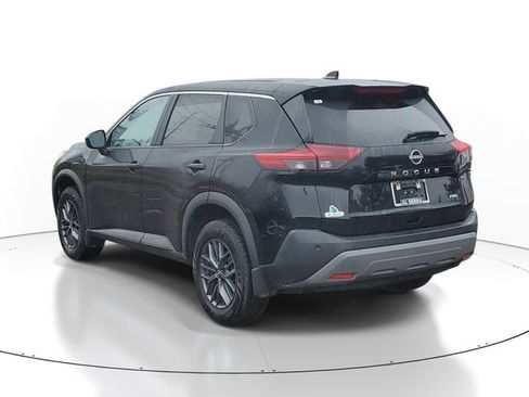 Used 2023 Nissan Rogue S AWD/4WD image 3