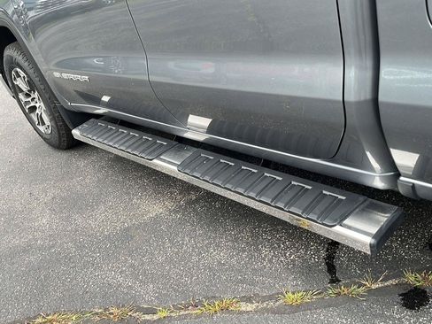 Used 2021 GMC Sierra 1500 SLE AWD/4WD image 21
