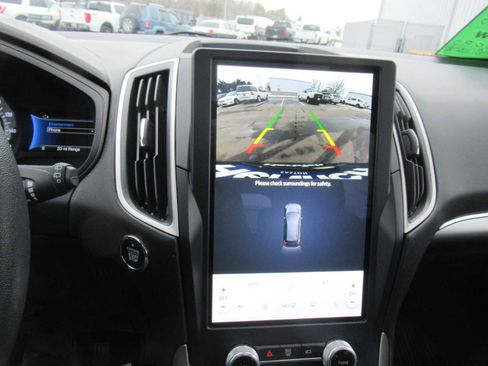 Used 2022 Ford Edge SEL w/ Convenience Package image 29