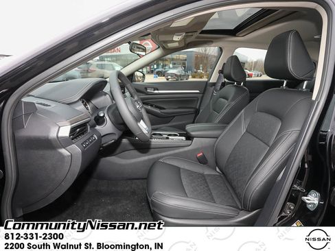 New 2025 Nissan Altima 2.5 SL image 10