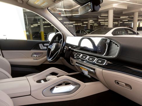 New 2026 Mercedes-Benz GLE 580 4MATIC image 29