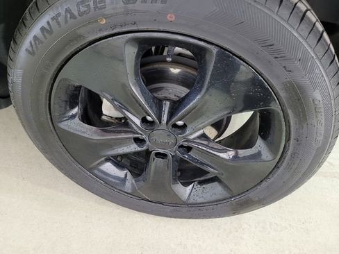 Used 2019 Jeep Compass Altitude image 21