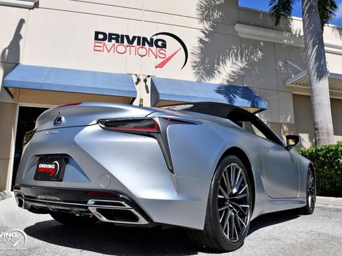 Used 2026 Lexus LC 500 Convertible w/ Touring Package RWD image 24
