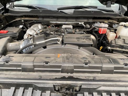 Used 2025 Chevrolet Silverado 2500 LTZ w/ LTZ Premium Package image 33