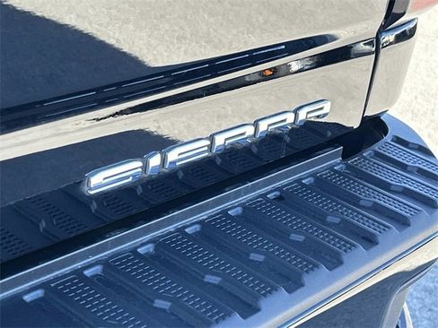 Used 2024 GMC Sierra 3500 Denali w/ Denali Reserve Package image 13